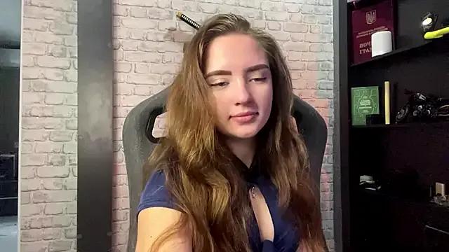 StripChat GreatMolly is Freechat GreatMolly — Doppy on chair and tease with booty