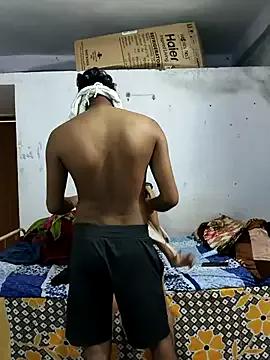 hot_wife_35 on StripChat