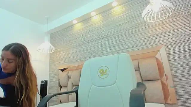 Freechat isaa_stone on StripChat