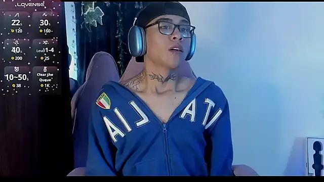 Freechat jacks_hotter on StripChat