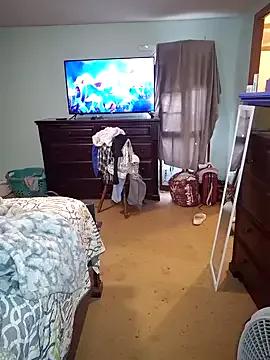 JuicyExxxperience — Rub clit