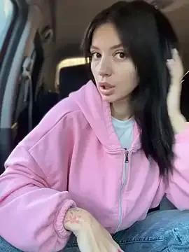 JulliaVegas on StripChat 