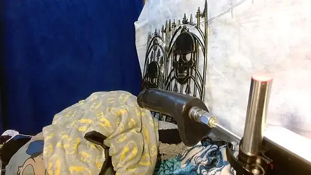 StripChat kattislut77 is Freechat kattislut77 — Two dildos in the ass and another in the