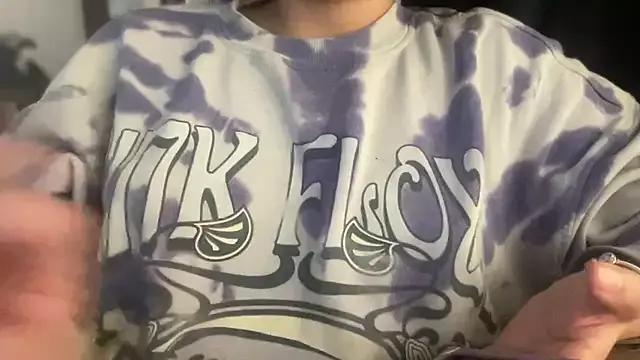 Group lau_laulu on StripChat