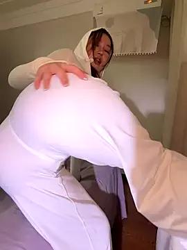 Freechat LisaNeverDie on StripChat