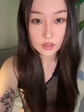 Freechat LisaNeverDie on StripChat