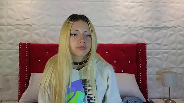 Private Lucy_n_pink on StripChat