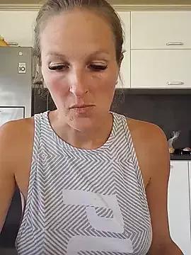 Freechat MaviePearl on StripChat