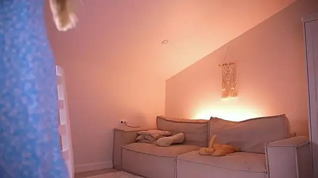 Freechat Miablueye on StripChat