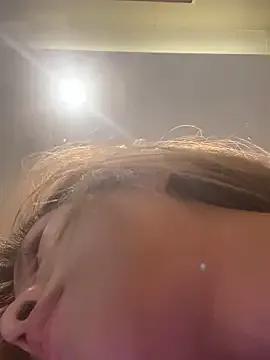 miumiu-66 on StripChat 