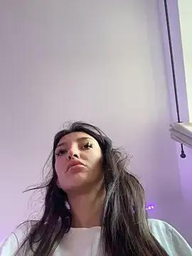 naughtybella05 on StripChat