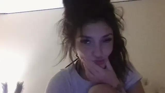 naughtybella05 on StripChat