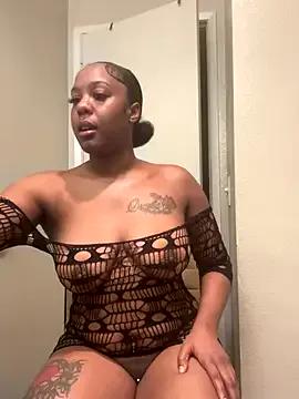 StripChat ObsessedWLyla is Freechat ObsessedWLyla — Naked twerk with butt plug