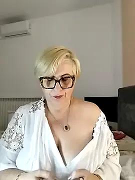 StripChat Pumabionda is Freechat Pumabionda — Nuda/Naked