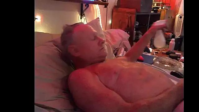 Freechat Pussyeat2please on StripChat