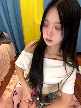 qiqi_x — Freechat on StripChat