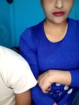 RomanticCouple432 on StripChat