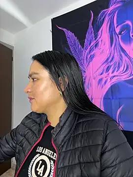 Private Rouse69_ on StripChat