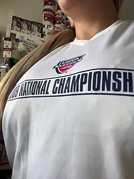 sammyqueenx21 — open legs show pussy squirt pvt show