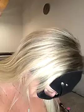 Freechat Secret_couple_ on StripChat