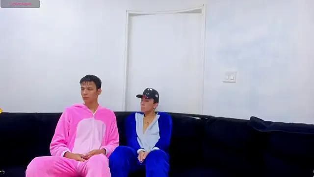 Freechat StrawwBoys on StripChat