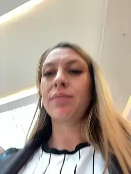 Freechat Sweet___Emily on StripChat