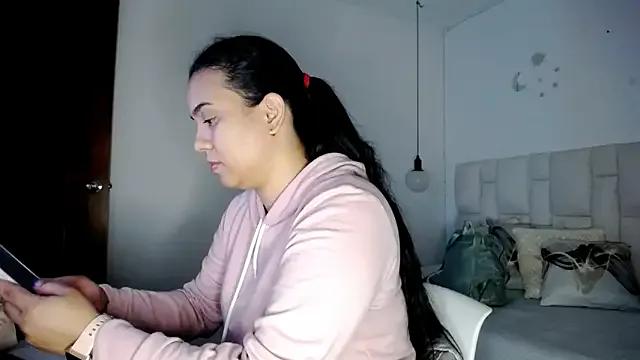 Private tiffany__pink on StripChat