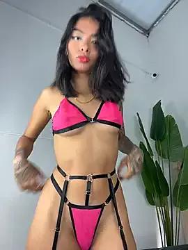 TweetiePieXXX — FUCK PUSSY WITH DOMI