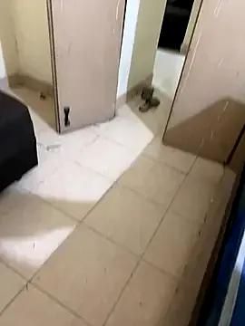 United3 on StripChat