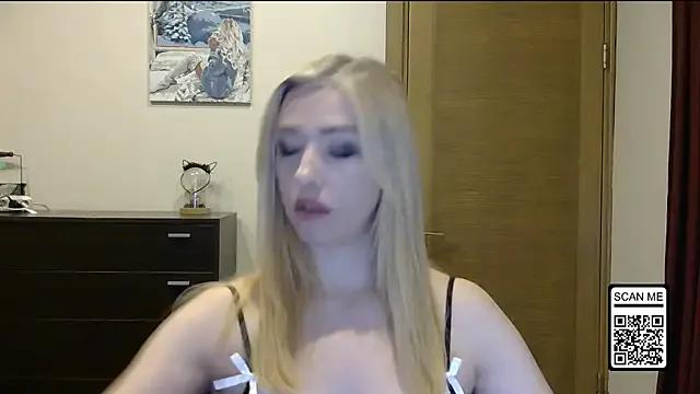 StripChat Wild_Silk_Desire is Freechat Wild_Silk_Desire — Change clothes and sexy dance)