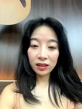 Group yourkeer on StripChat