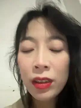 Group yourkeer on StripChat