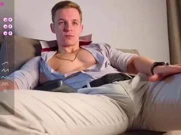 night_wwwolf on Chaturbate 