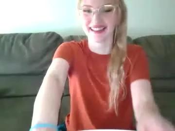 petite_cupcake on Chaturbate 