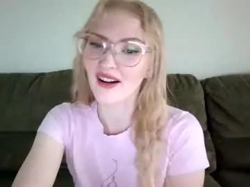 petite_cupcake on Chaturbate 