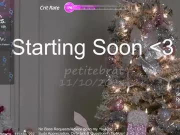 petitebrat on Chaturbate 