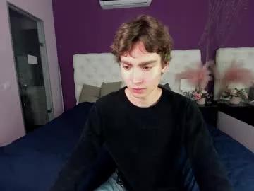 sexinbigcity_y2k on Chaturbate 