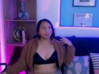 camila_walle on Flirt4Free 