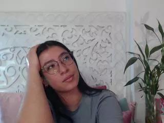 lucy_minds on Flirt4Free 