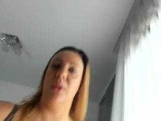 rachel_lovex on Flirt4Free 