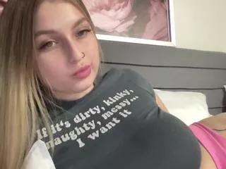 selina_savidge on Flirt4Free 