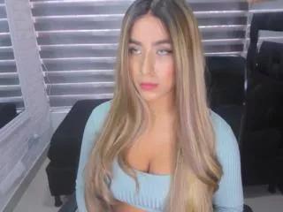 sophie_muller on Flirt4Free 