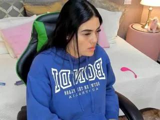 victoria_lons on Flirt4Free 