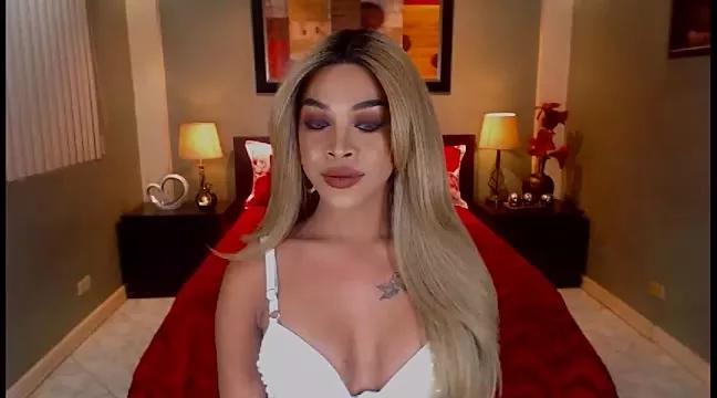 BitchyTYRA on StripChat 