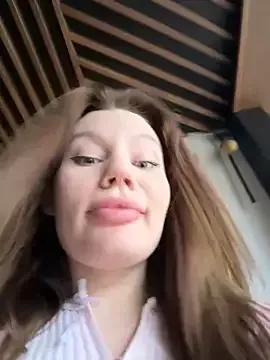 justmilaa on StripChat 