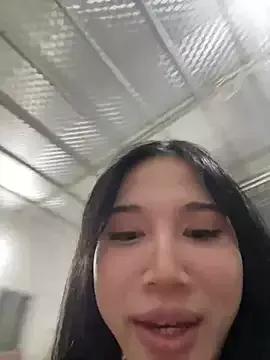 MinHee18 on StripChat 