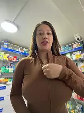 StripChat roouse  is Freechat  roouse — WE SHOW OUR TITS TO A CUSTOMER Shh!